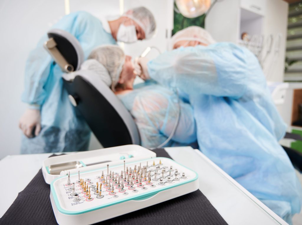 Uszkodzenie nerwu zębodołowego dolnego – odszkodowanie za błąd dentysty lub chirurga stomatologicznego
