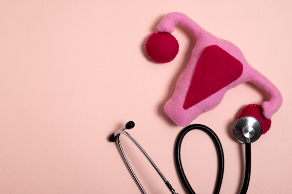 Błąd przy leczeniu endometriozy – kiedy pacjentce przysługuje odszkodowanie?